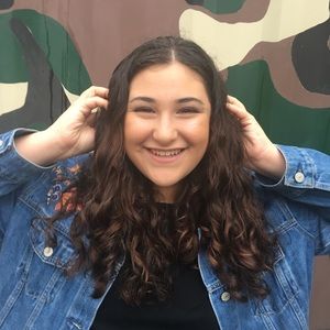 Meet your Posher, Rebecca